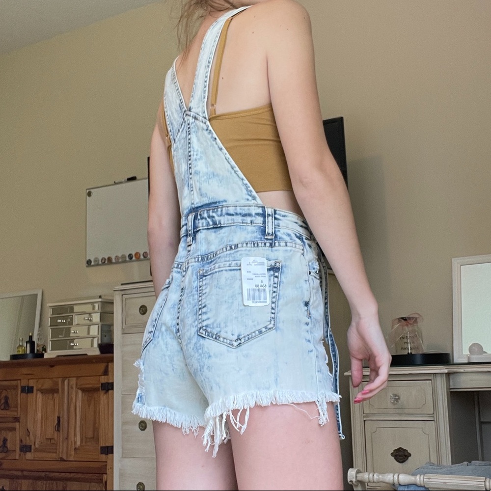 denim overall shorts